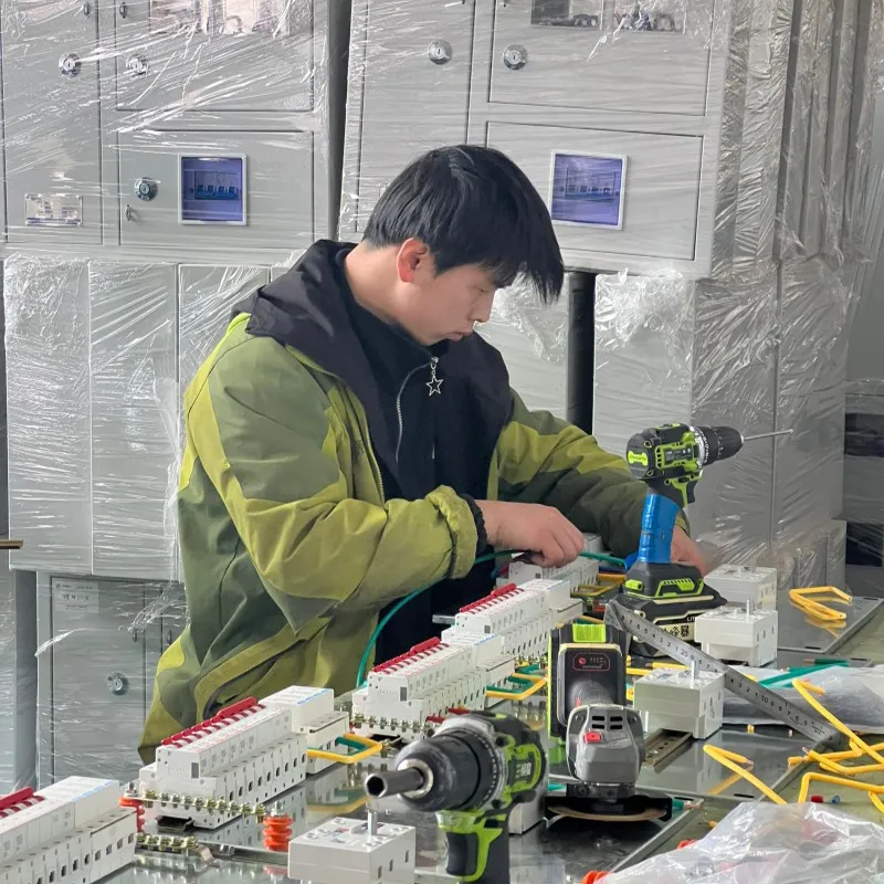 BlokSeT 5000 Pre-intelligent low-voltage equipment